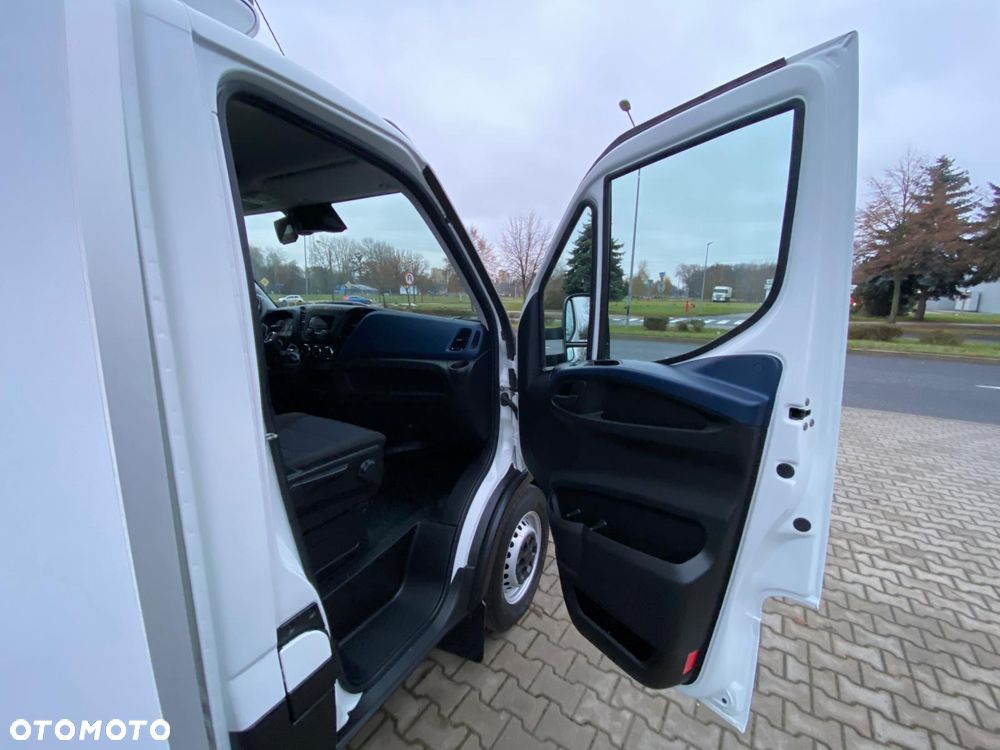 Iveco DAILY 35-140 HI-MATIC KONTENER CHŁODNIA CARRIER 6 PALET 78.000KM - 40