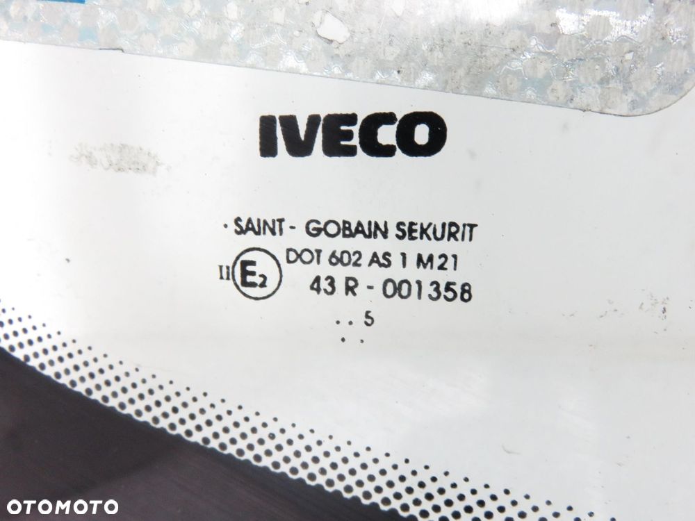 SZYBA CZOŁOWA IVECO DAILY III - 2