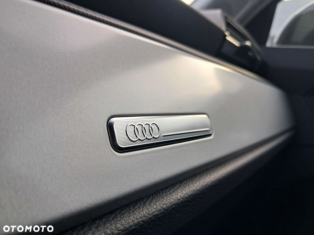 Audi Q3 Sportback - 27
