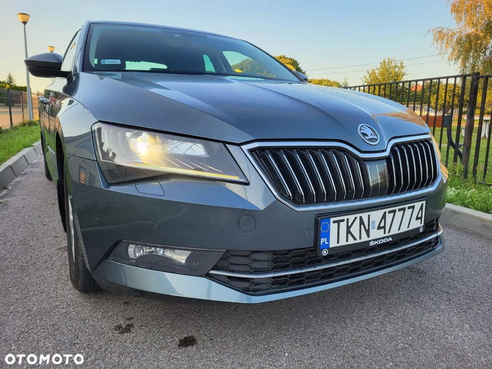 Skoda Superb 2.0 TDI Ambition DSG - 3