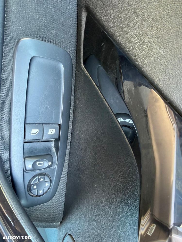 Peugeot 208 1.4 VTi Active - 14