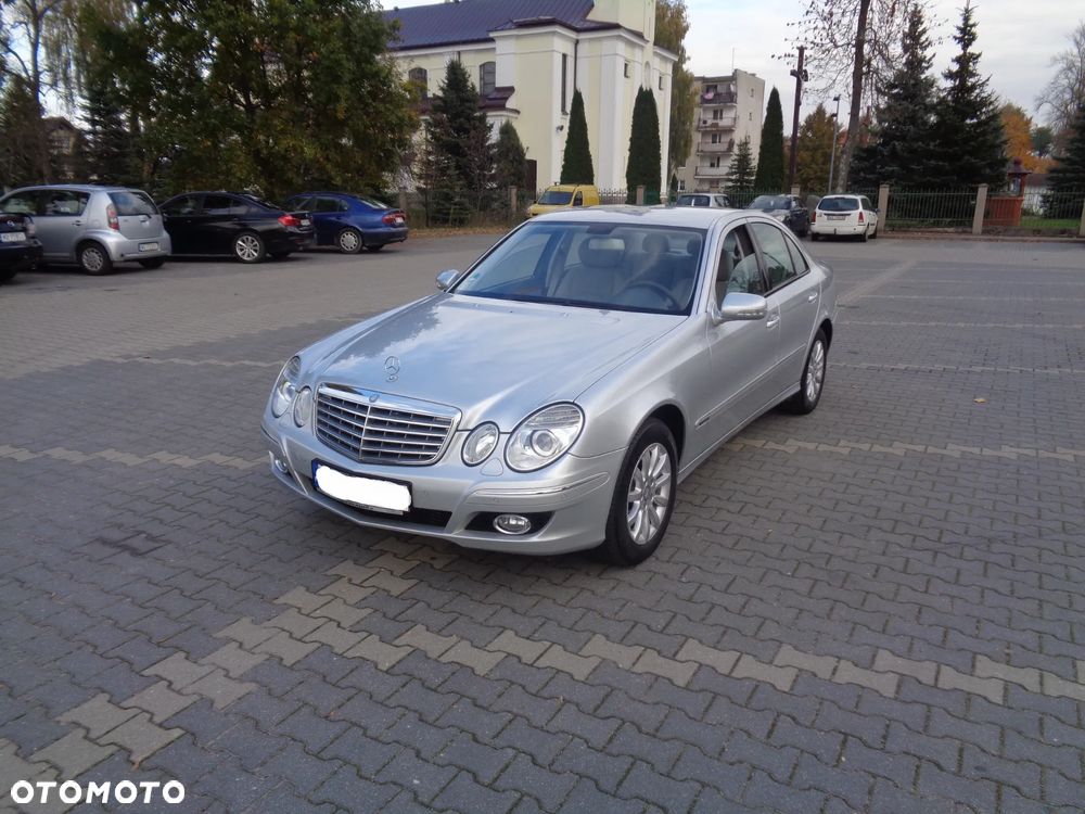 Mercedes-Benz Klasa E 220 CDI Elegance - 34