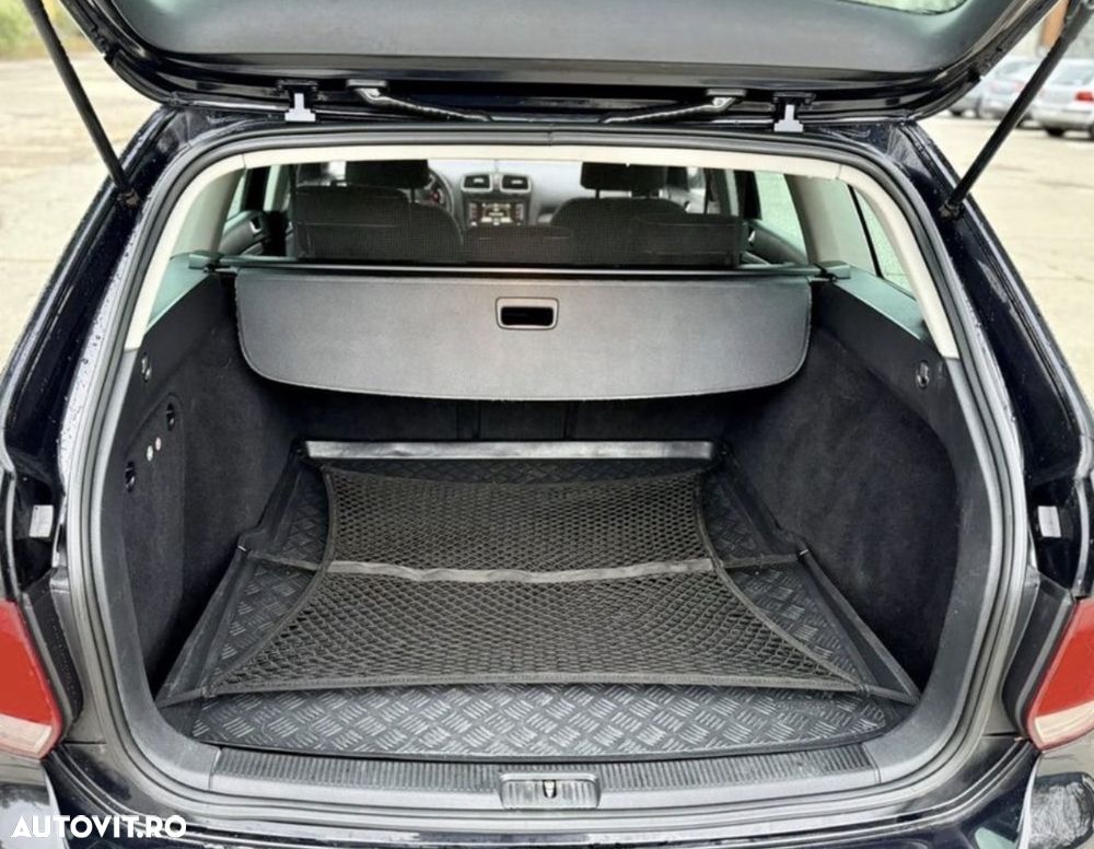 Volkswagen Golf 1.6 TDI DPF BlueMotion Technology MATCH - 35