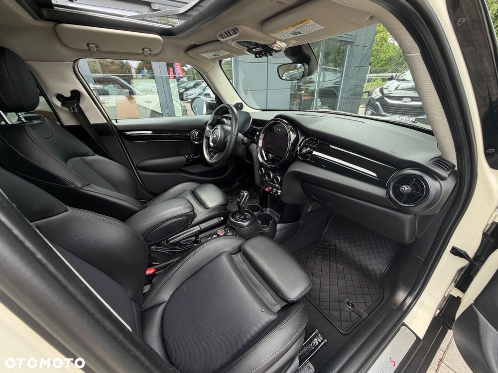 MINI Cooper S Sport-Aut - 18