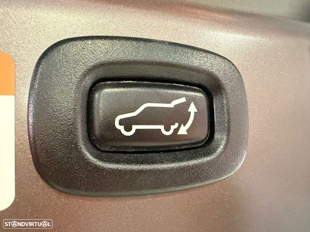 Mitsubishi Outlander 2.0 Instyle Navi - 29