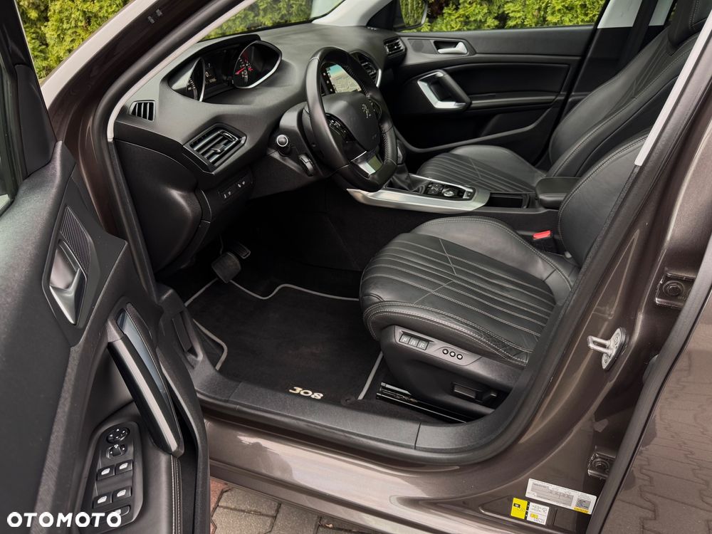 Peugeot 308 BlueHDi 150 EAT6 Stop & Start GT-Line Edition - 17