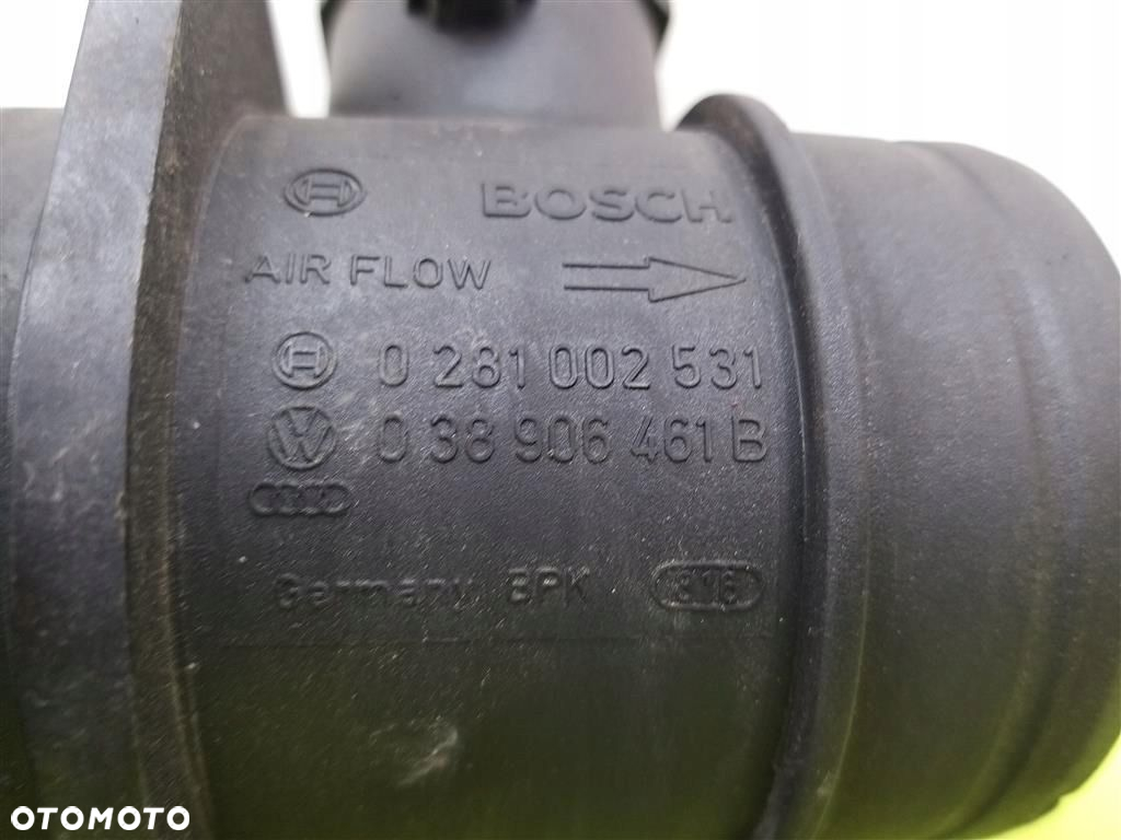 Przepływomierz powietrza VW Passat B6 1.9TDI 105KM 2005-2010  038906461 - 3