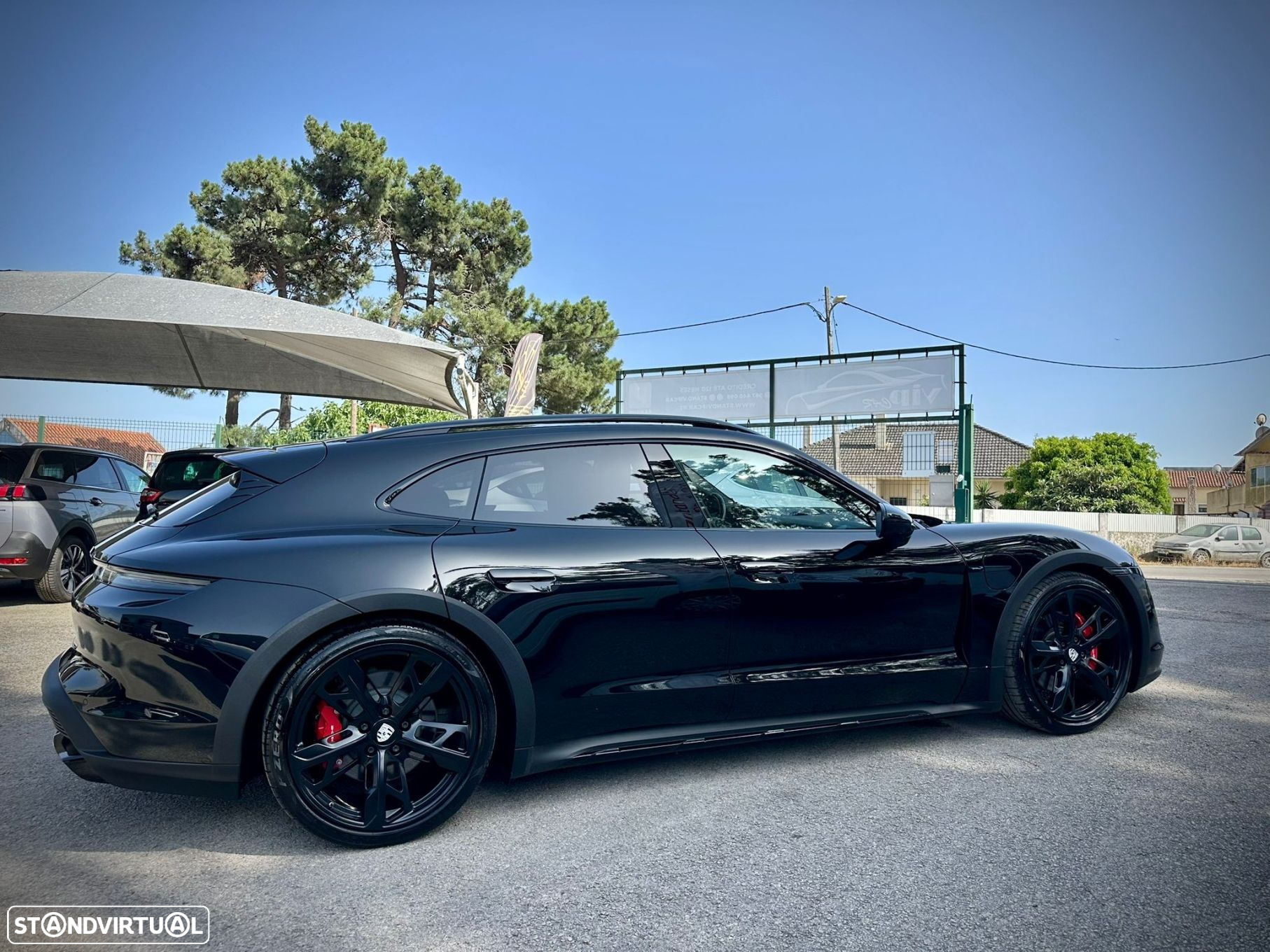 Porsche Taycan Cross Turismo - 8