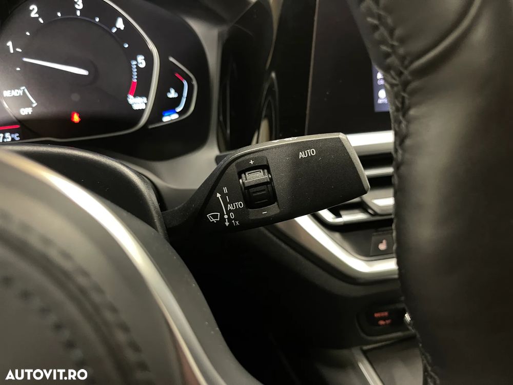 BMW Seria 3 318d AT MHEV - 27