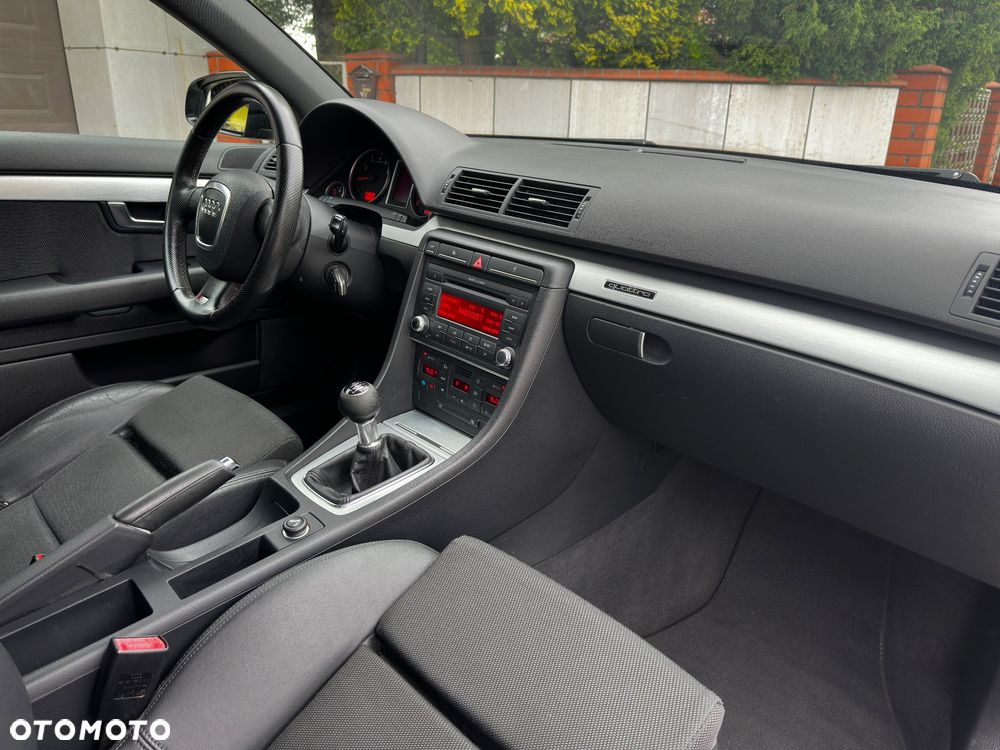 Audi A4 Avant 1.8T Quattro - 14