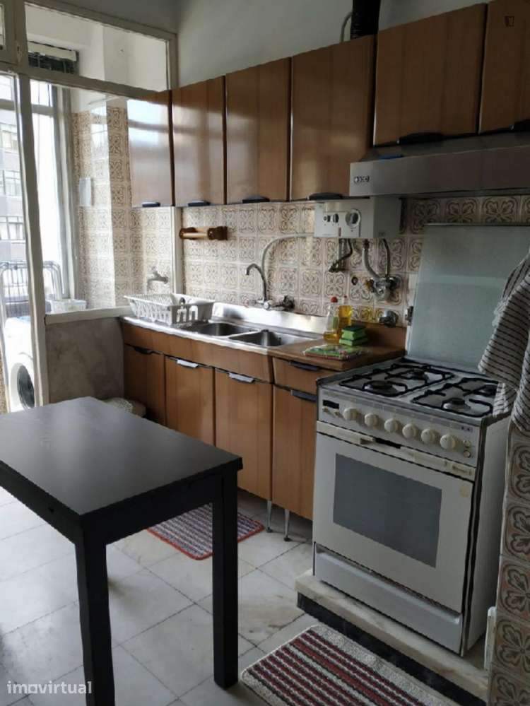 Quarto - localizado em Lumiar Lisbon - Grande imagem: 3/19