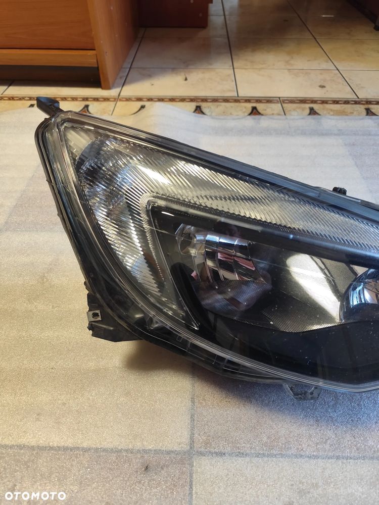 Reflektor Prawy Opel Astra J Lift 2013-2016 - 2