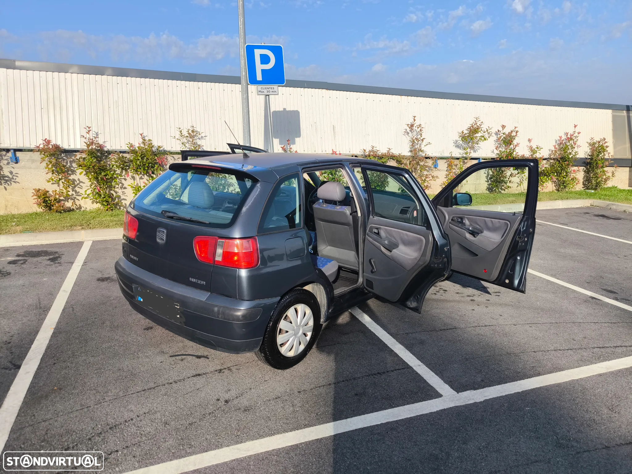 SEAT Ibiza 1.0 Passion - 2
