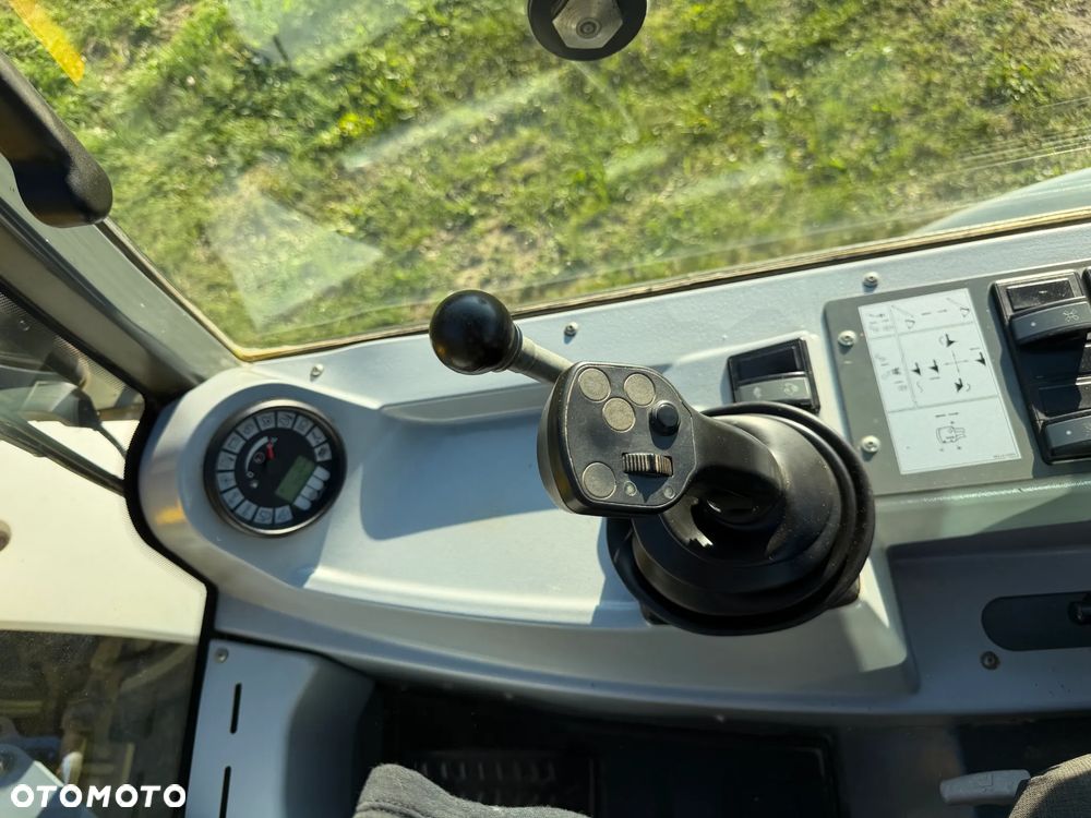 Kramer 750 Skrętne koła Krokodyl - 7