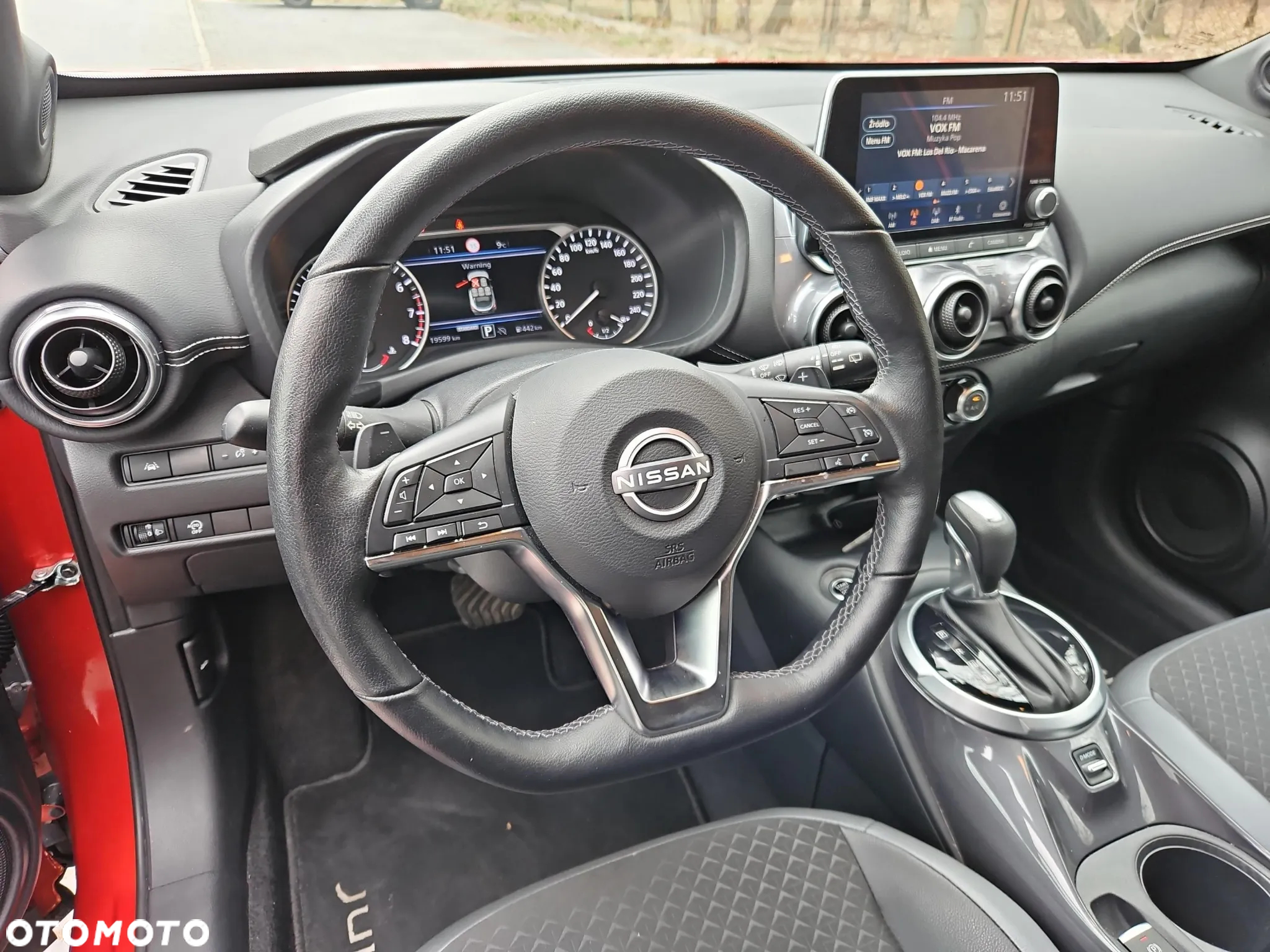 Nissan Juke 1.0 DIG-T N-Connecta DCT - 10