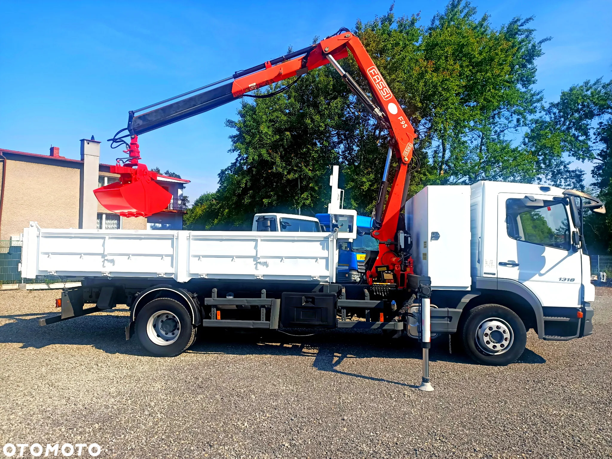 Mercedes-Benz Atego 1318N Wywrotka Żuraw Dżwig HDS Fassi F95 - 13