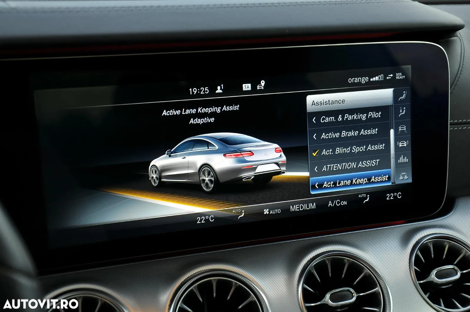 Mercedes-Benz E 400 Coupe 4MATIC Aut. - 24