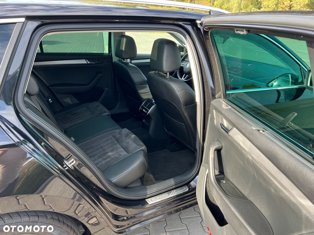 Skoda Superb 1.6 TDI DSG Style - 33