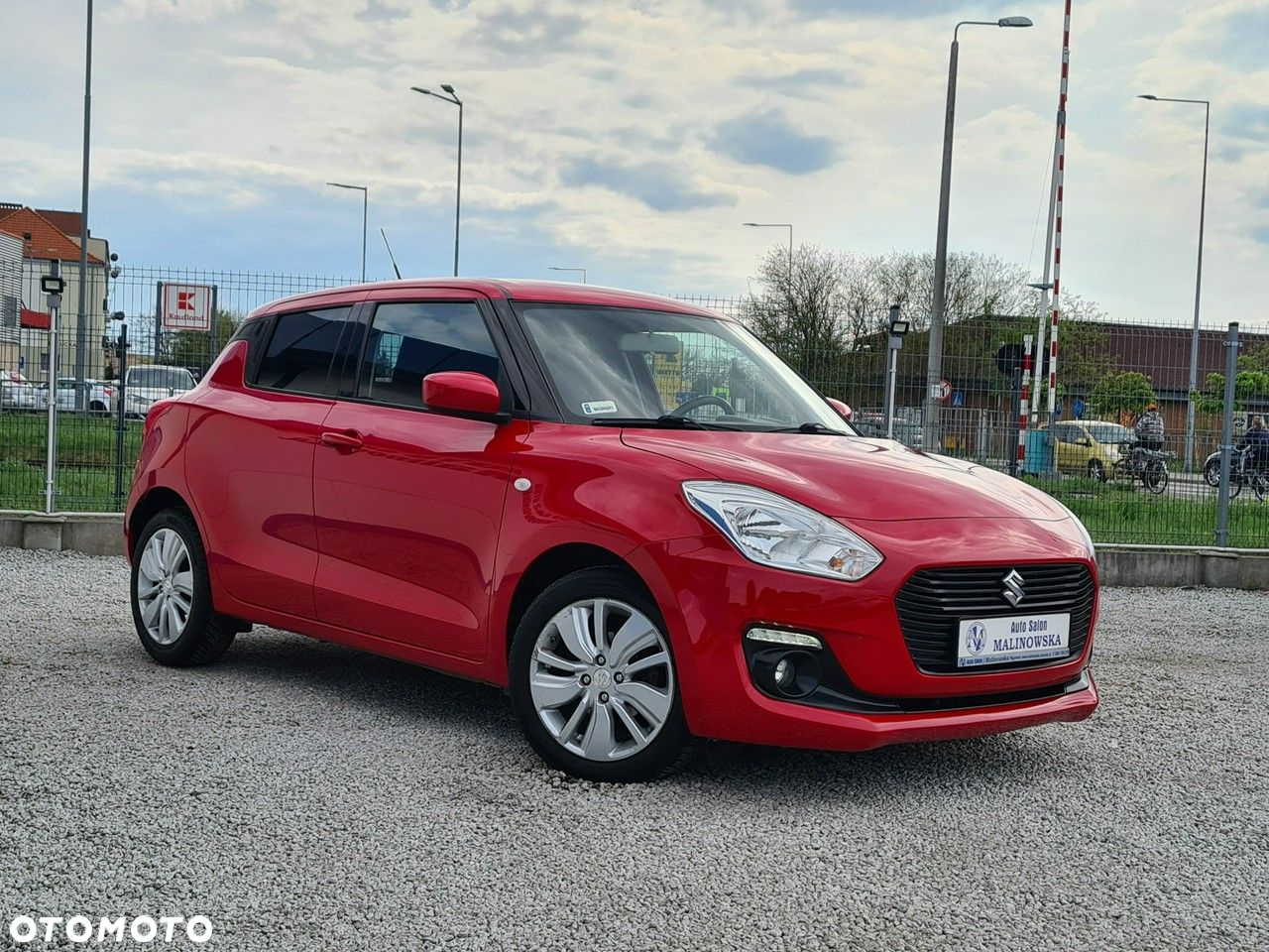 Suzuki Swift 1.2 SHVS Elegance - 3