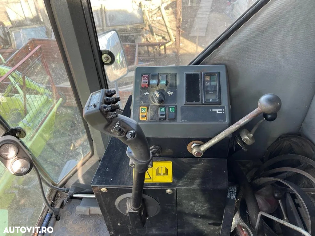 Claas Dominator - 18