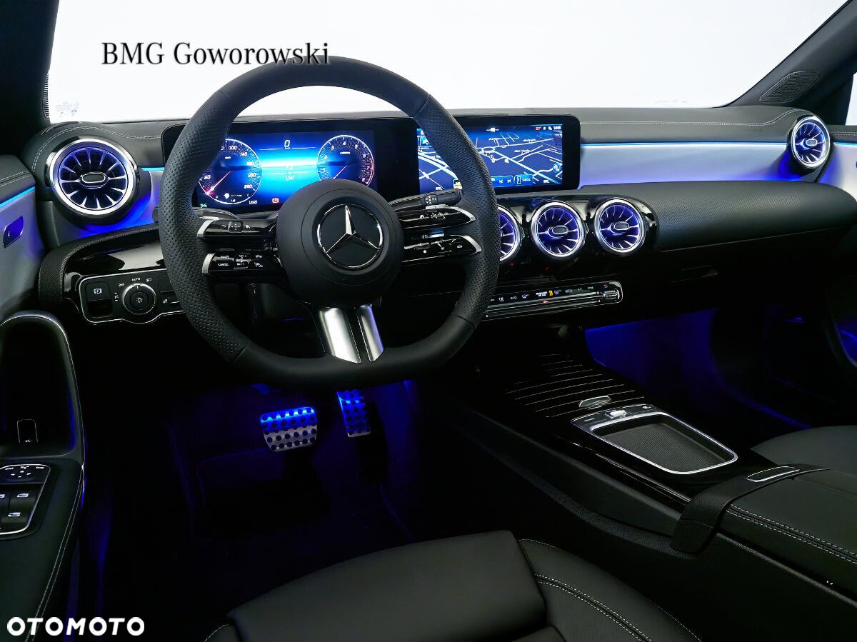 Mercedes-Benz CLA - 10