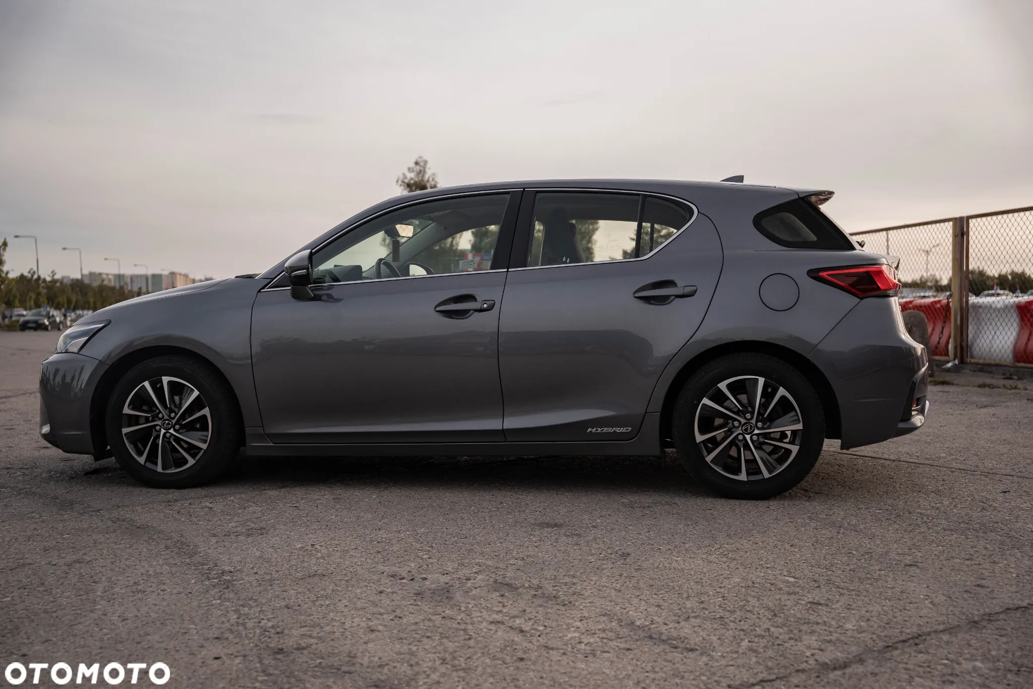 Lexus CT 200h Business Edition - 9