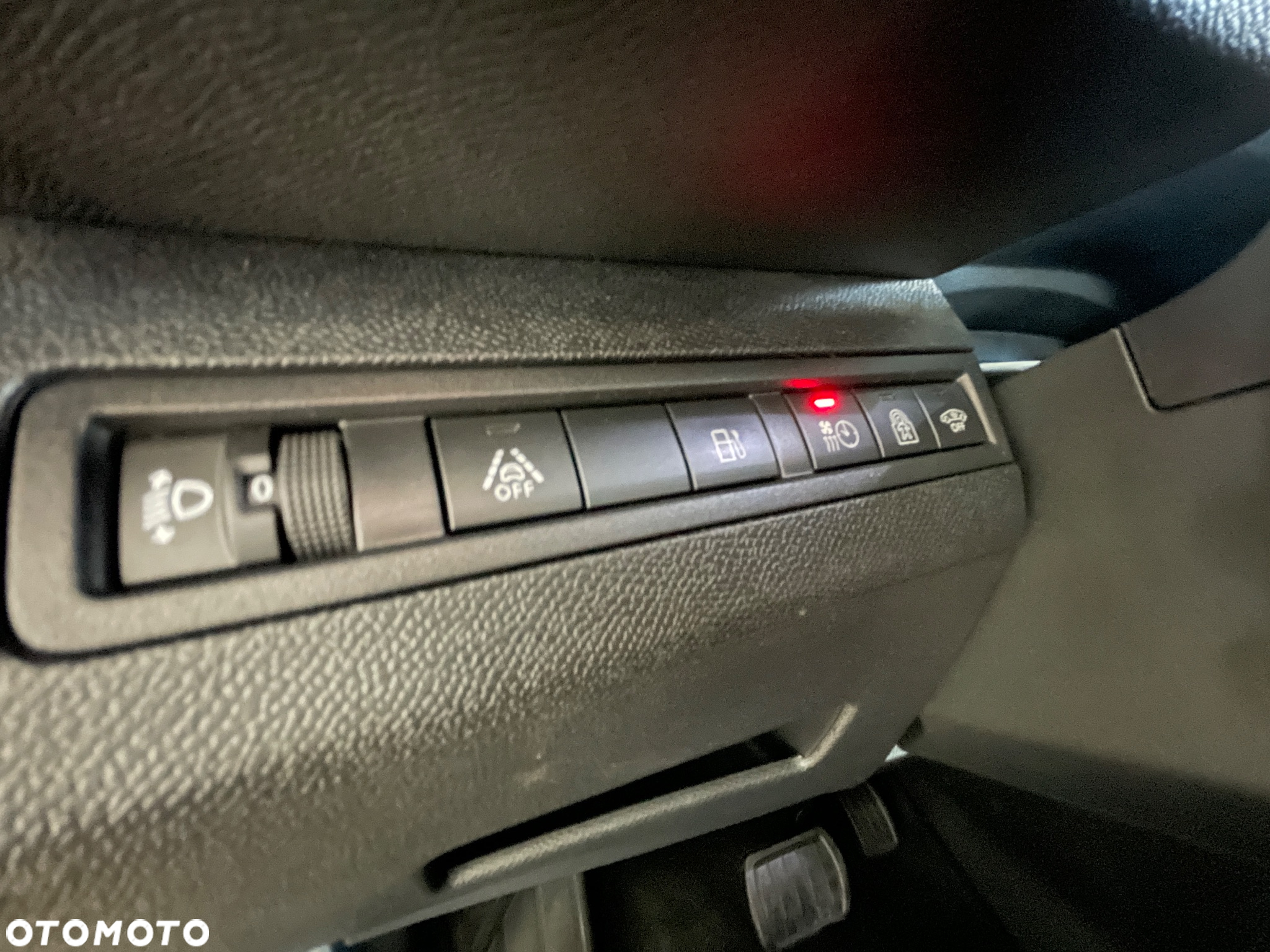 Peugeot 3008 Hybrid 225 e-EAT8 Allure - 25