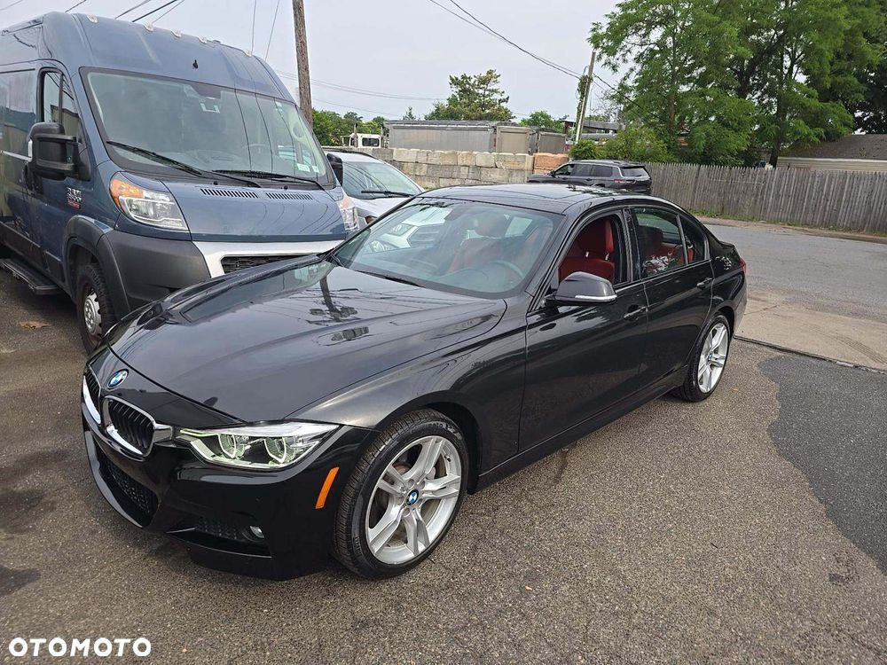 BMW Seria 3 330i xDrive M Sport - 1