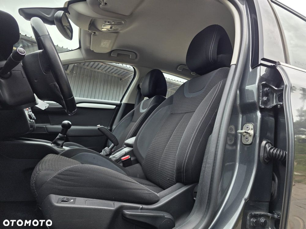 Citroën C4 1.6 VTi Attraction - 4