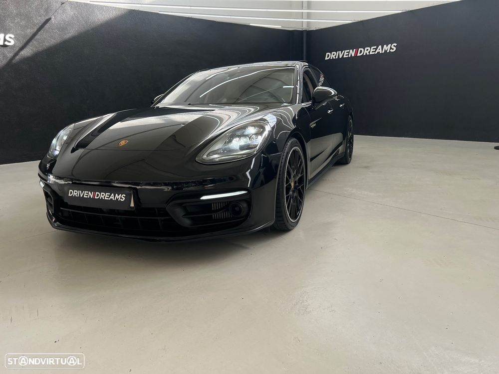 Porsche Panamera 4 E-Hybrid Platinum Edition - 18