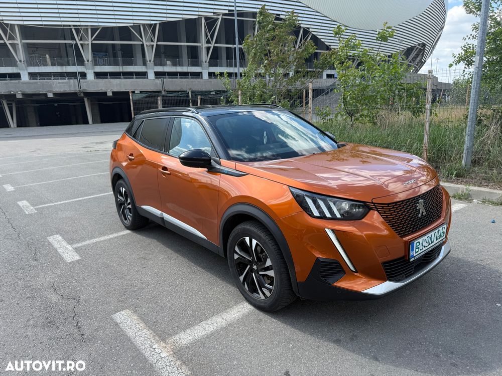 Peugeot 2008 50 kWh GT - 2