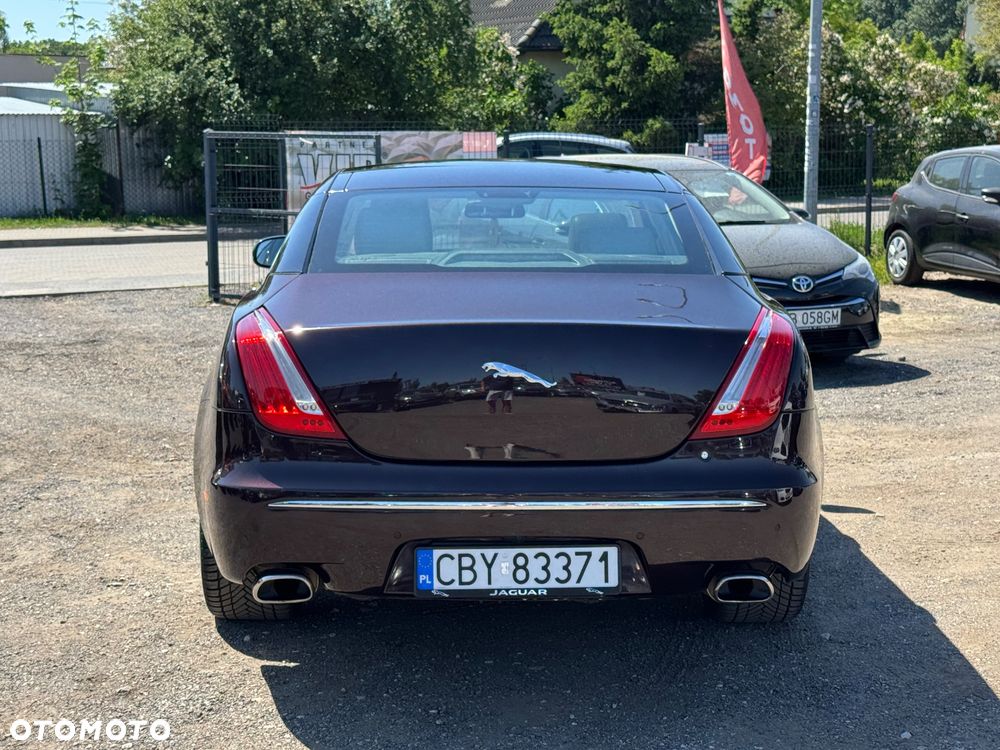 Jaguar XJ 3.0 D V6 LWB Premium Luxury - 15