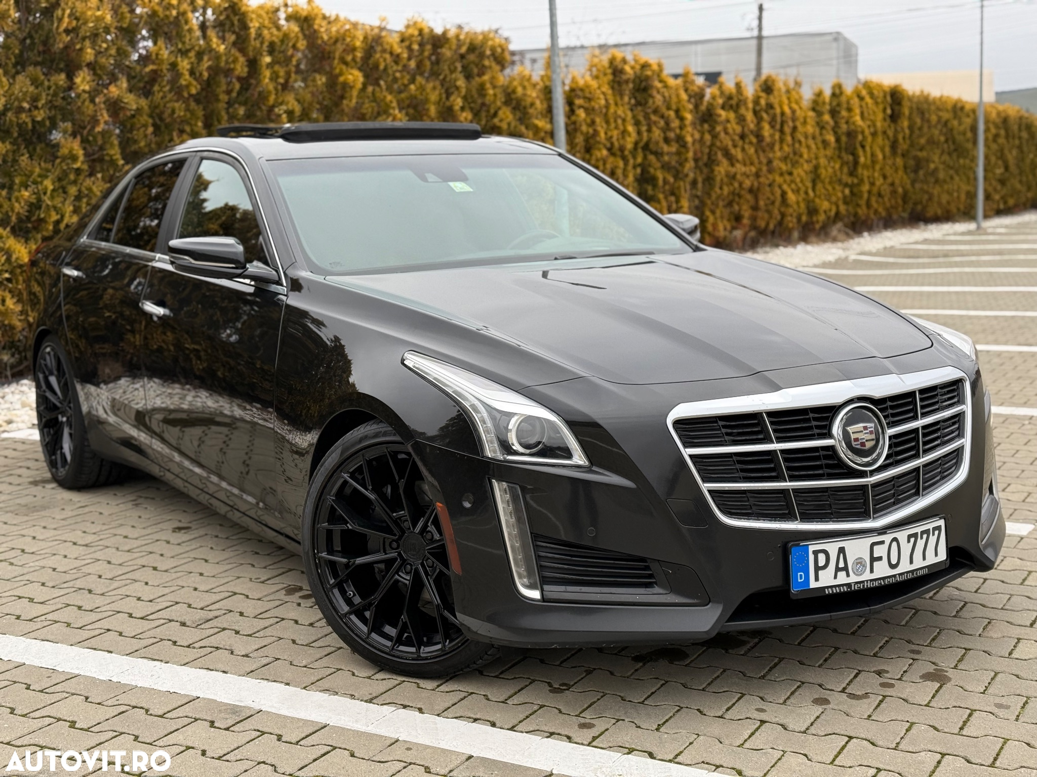 Cadillac CTS 3.6 V6 Sport Wagon Sport Luxury - 2