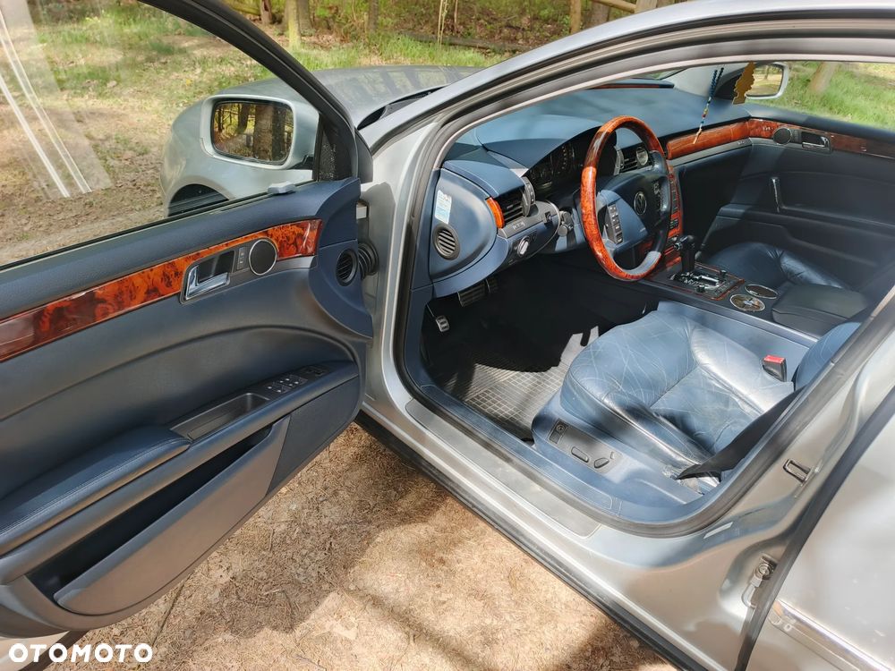 Volkswagen Phaeton 3.2 V6 Tiptr (5 os.) - 9