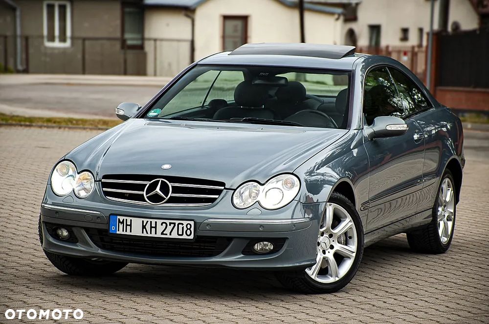 Mercedes-Benz CLK 320 CDI 7G-TRONIC Avantgarde - 7
