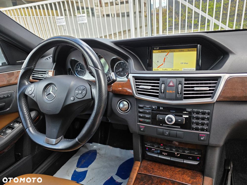 Mercedes-Benz Klasa E 350 4Matic Avantgarde Sport Edition AMG - 10