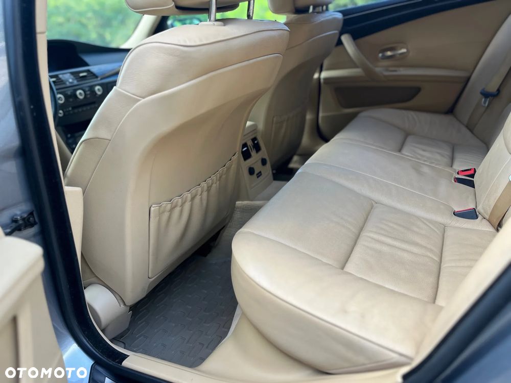 BMW Seria 5 - 10