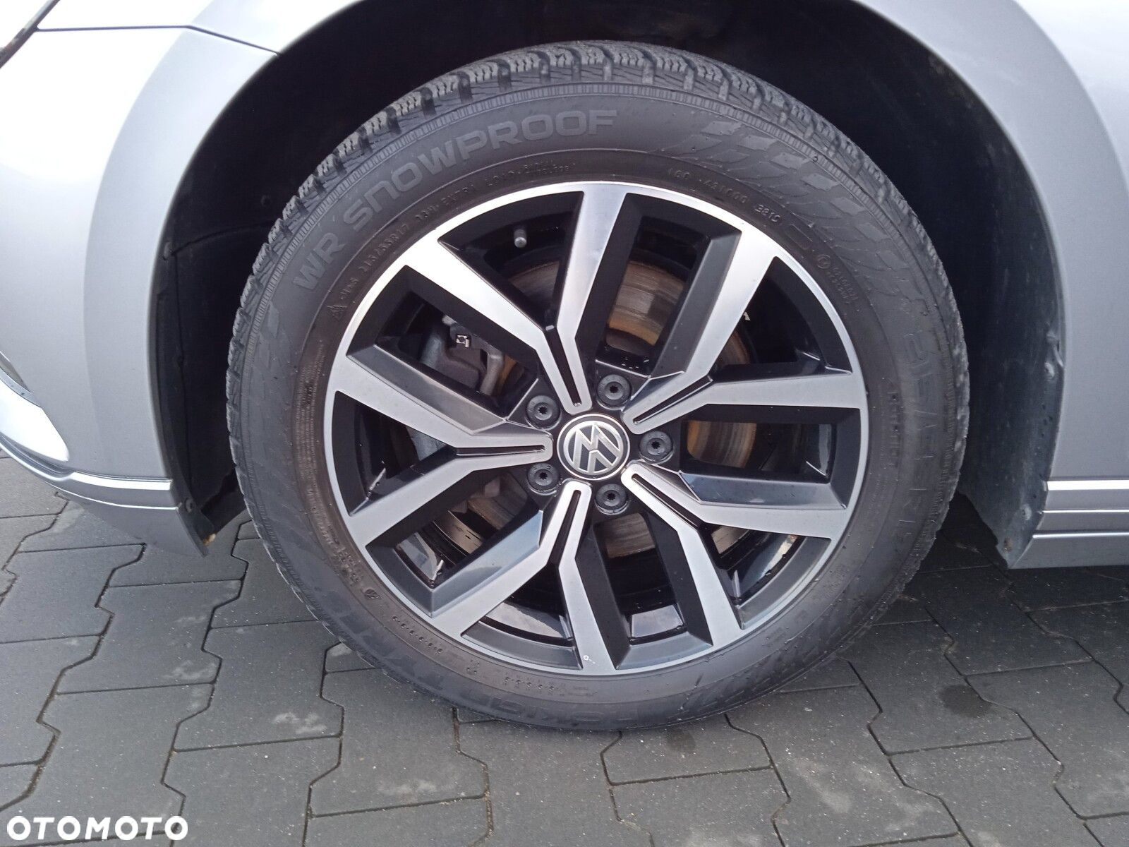 Volkswagen Passat - 29