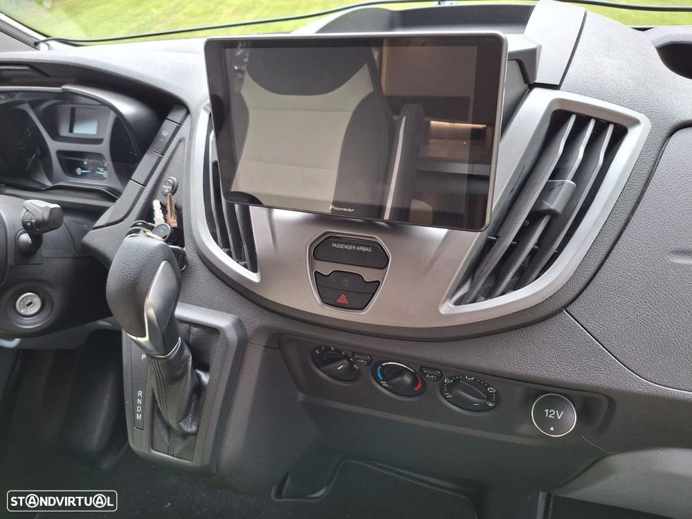 Chausson Titanium Ford Transit - 35