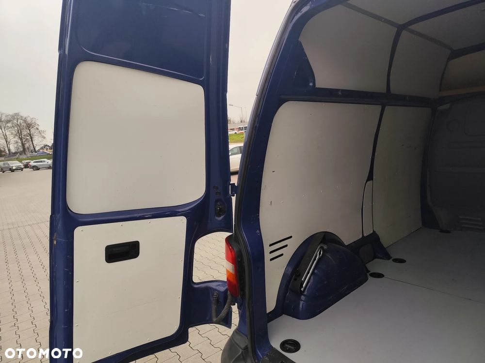 Volkswagen transporter - 10