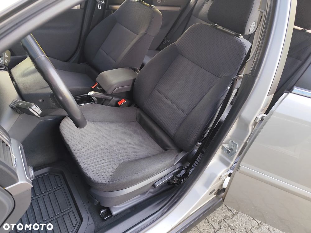 Opel Vectra 1.8 Comfort - 10