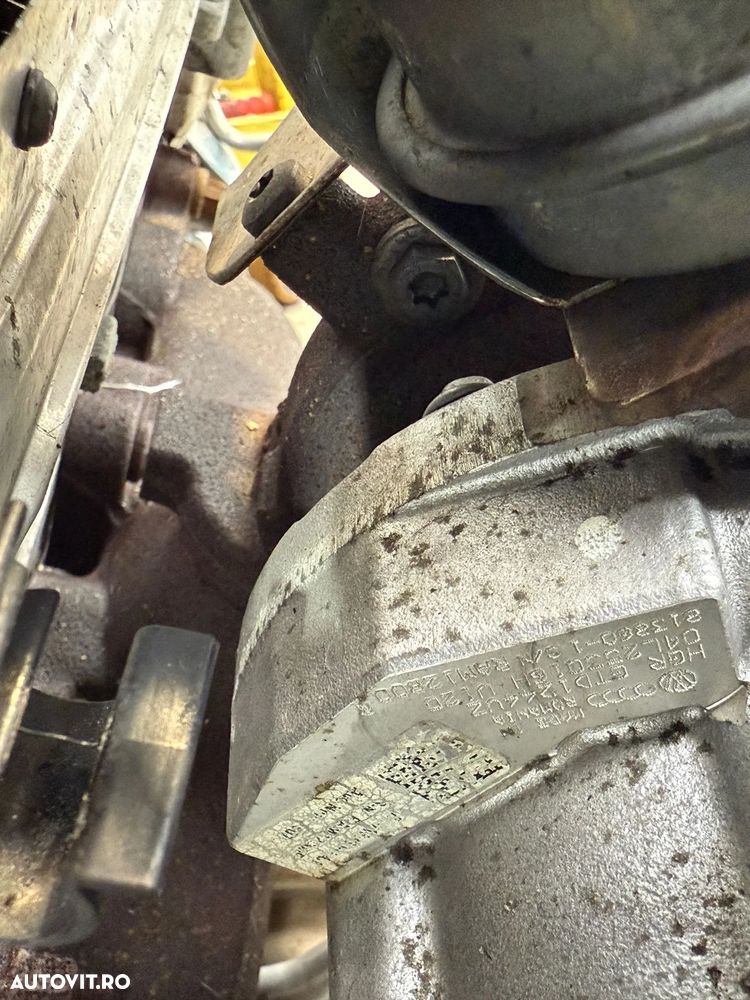 MOTOR COMPLET SKODA 1.6 TDI Diesel 105 hp / 77 kW 2013 - 2015 COD: CLHA , CLHB - 8