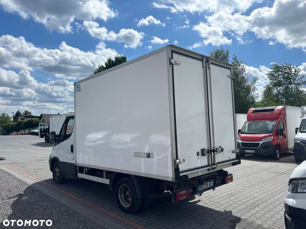 Iveco 35C13,,35C14,,35C15,,35C16 IVECO DAILY CHLODNIA KONTENER PODWOZIE DO ZABUDOWY KIPER WYWROT KILKANASCIE SZTUK DUZY WYBOR 35C13,,35C14,35C15,35C16 - 4