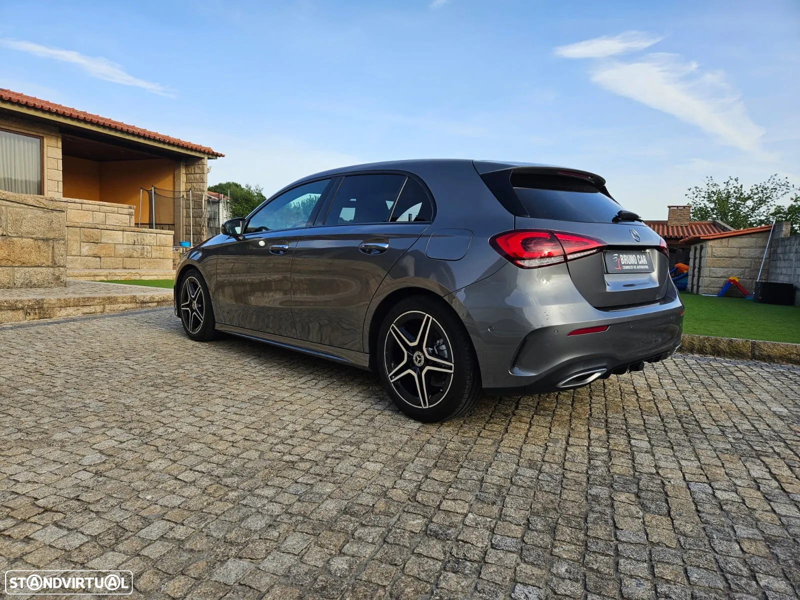 Mercedes-Benz A 180 d 7G-DCT AMG Line - 21