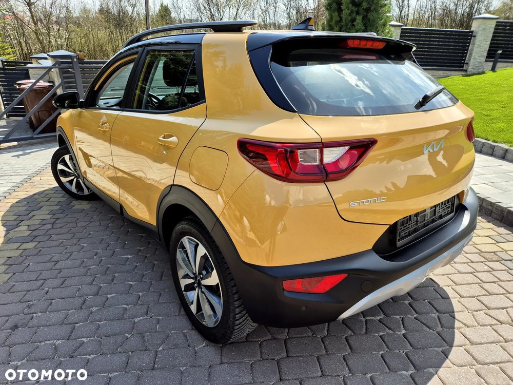 Kia Stonic 1.2 L Business Line - 4