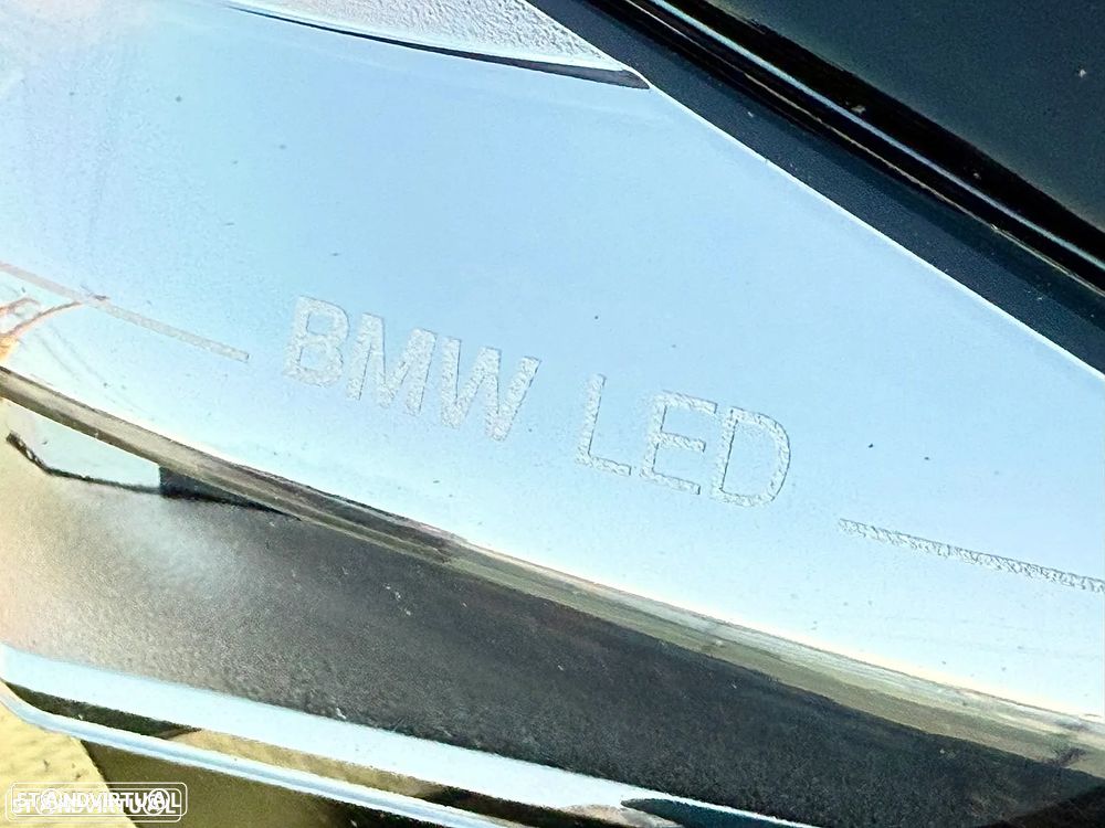 BMW 320 d Touring Ultimate Auto - 36