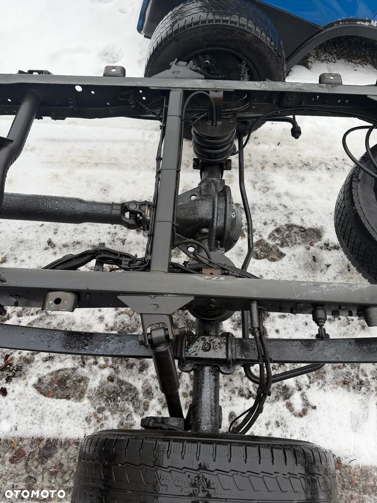 Iveco 35s18 3,0HPI 14-21r most tył 13/47 - 4