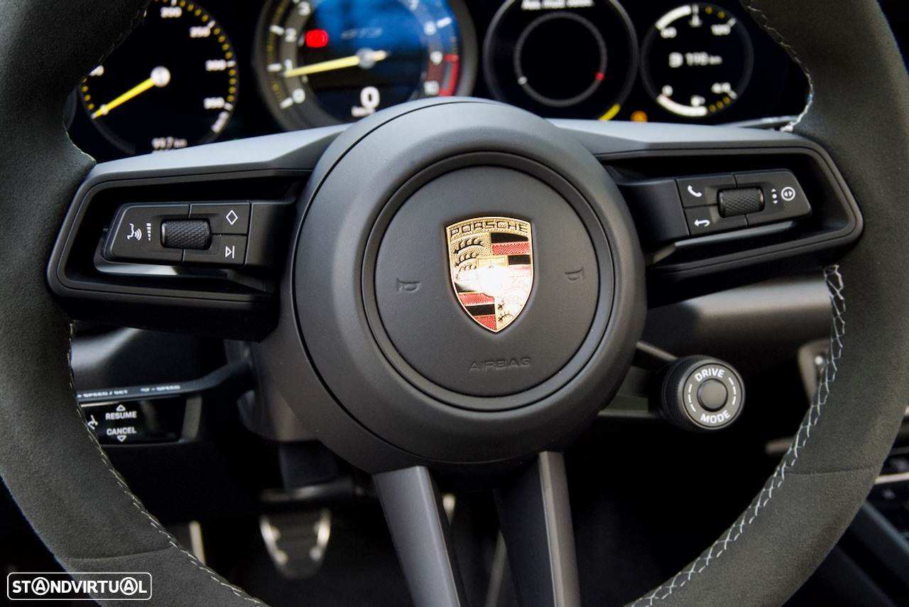 Porsche 911 (992) GT3 - 32