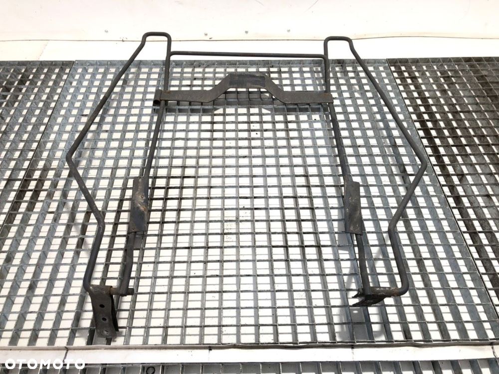 WINDA KOŁA ZAPASOWEGO MOCOWANIE  MERCEDES-BENZ SPRINTER 3,5-t Tourer Bus (B907) 2018 - 2022 317 CDI - 1