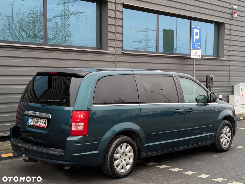 Chrysler Town & Country 3.3 LX - 4